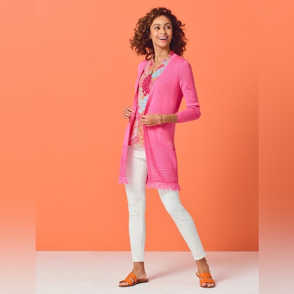 Talbots Floral V-Neck RUFFLE TRIM SHELL - CLUSTER GARDEN Blouse - Picture 2 of 9